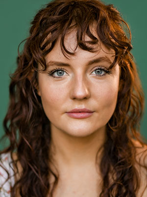 Maya Rowe headshot